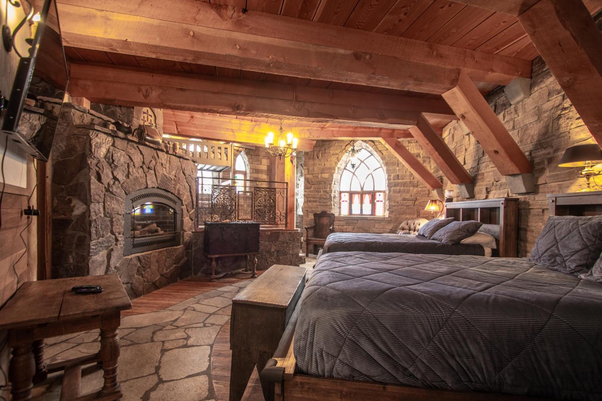 Schweitzer Castle Sandpoint Exterior foto
